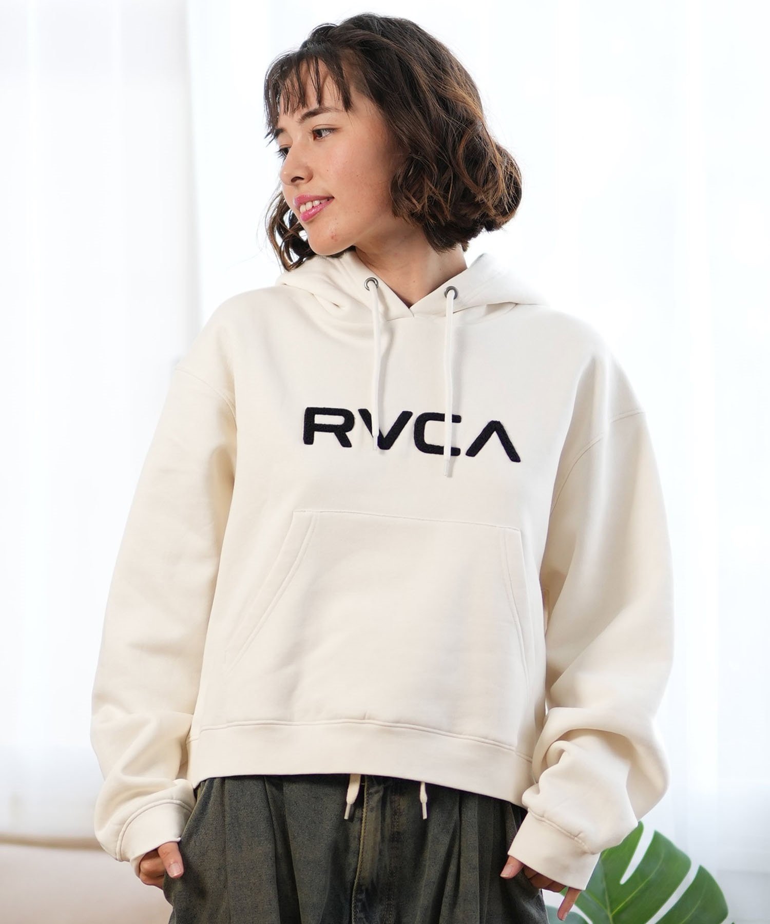 RVCA ルーカ パーカー レディース ロゴ プルオーバー セットアップ対応 BE044-017(CKA0-S)