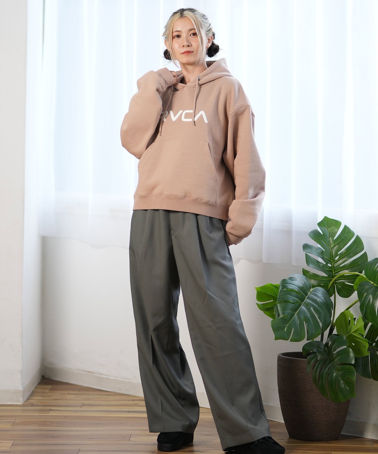 RVCA ルーカ パーカー レディース ロゴ プルオーバー セットアップ対応 BE044-017(CKA0-S)