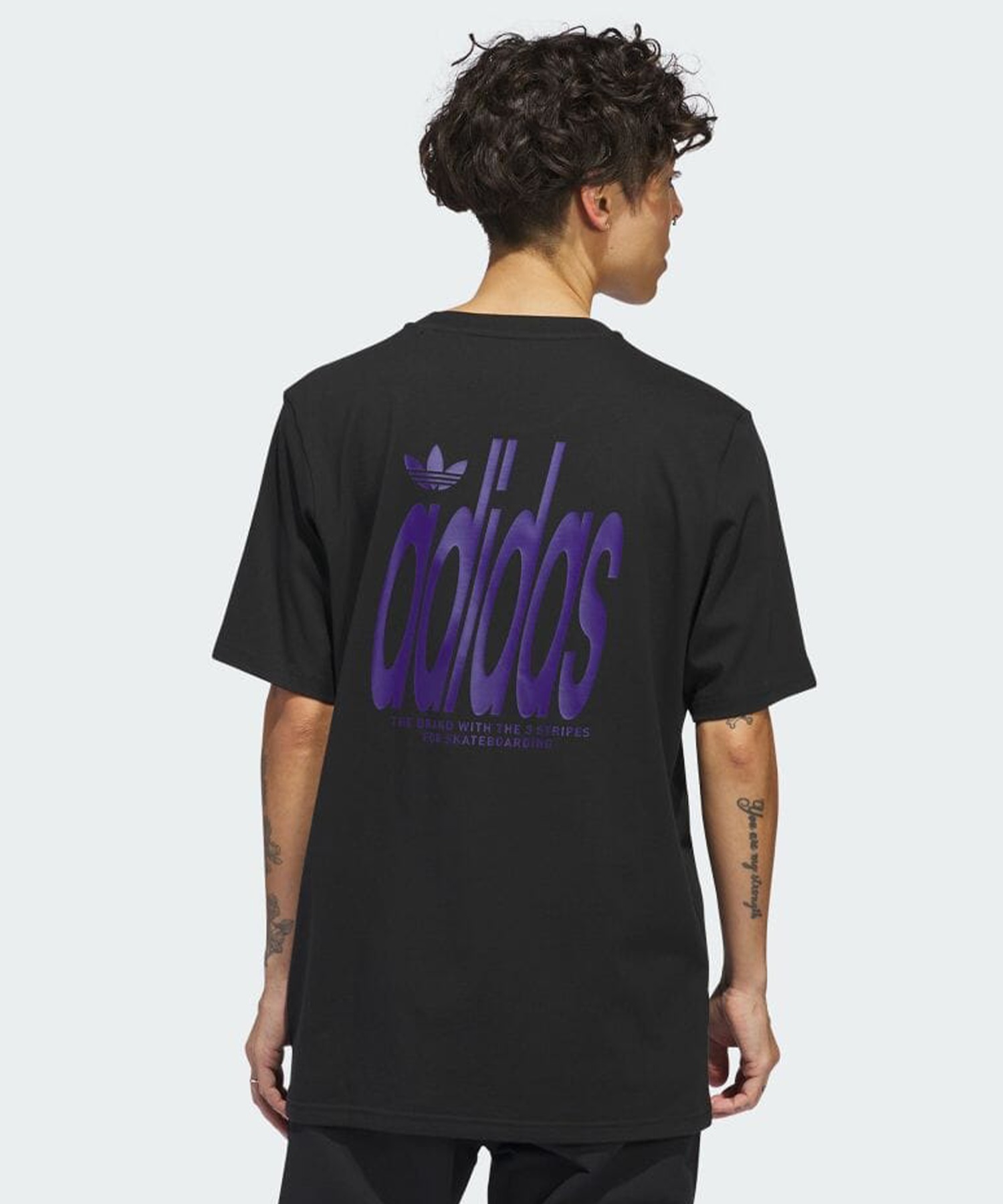 adidas skateboarding アディダス スケートボーディング 半袖 Tシャツ メンズ バックプリント 4.0ストレッチ ロゴ IS2662 421241422(BK/BL-L)