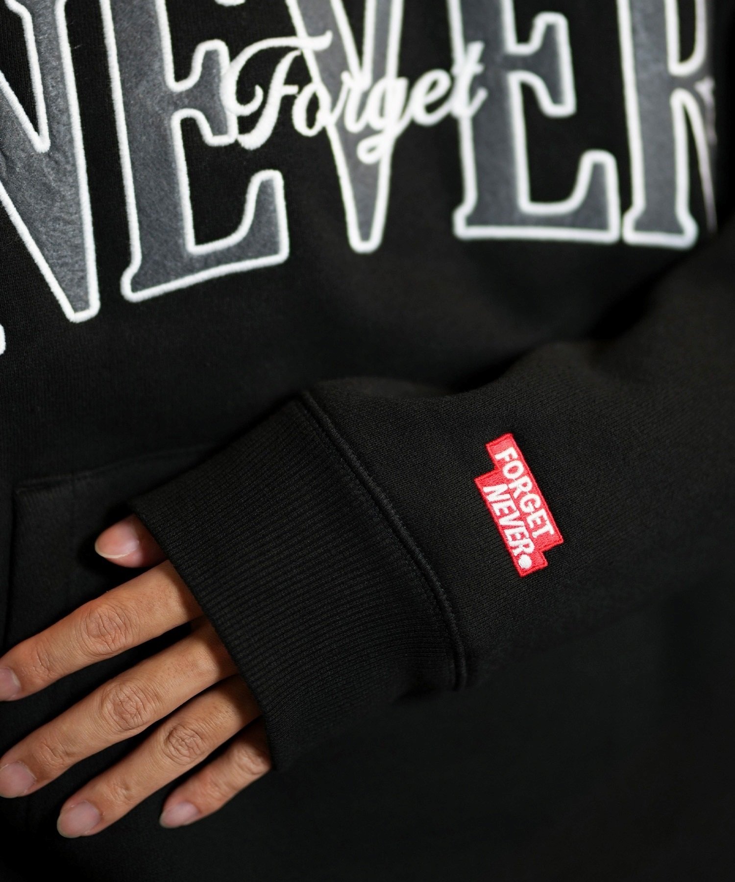 FORGET NEVER フォーゲットネバー ハーフジップトレーナー ビックシルエット 244OO1TR090FN	ムラサキスポーツ限定(WHT-M)