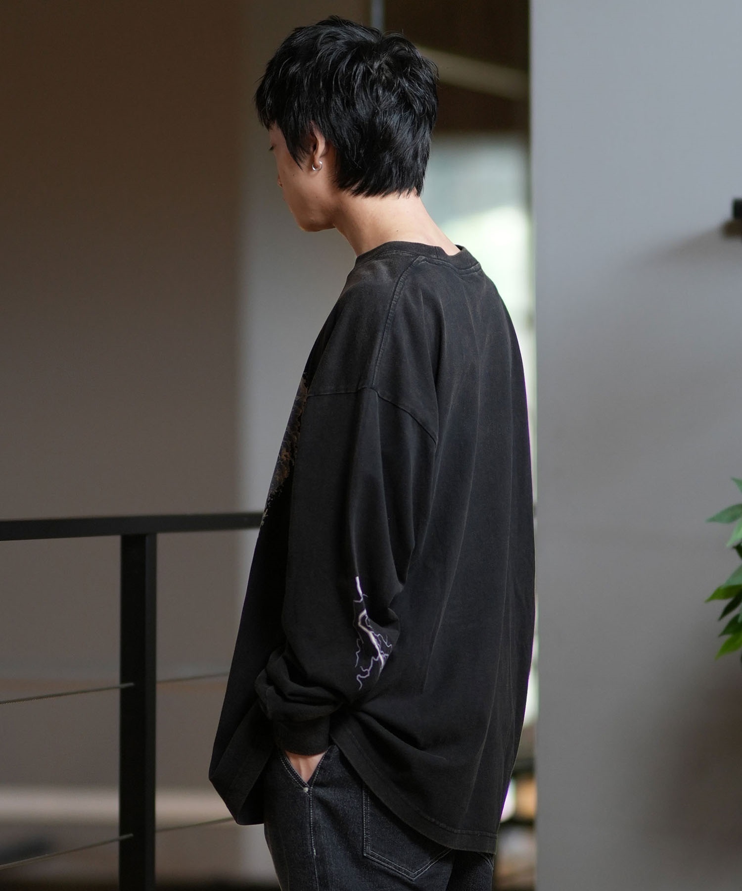 LURKING CLASS ラーキングクラス 長袖 Tシャツ メンズ ロンT フロントプリント ムラサキスポーツ限定 ST24FTM04(BKAD-M)