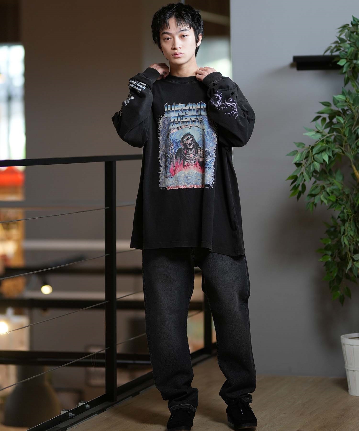 LURKING CLASS ラーキングクラス 長袖 Tシャツ メンズ ロンT フロントプリント ムラサキスポーツ限定 ST24FTM04(BKAD-M)