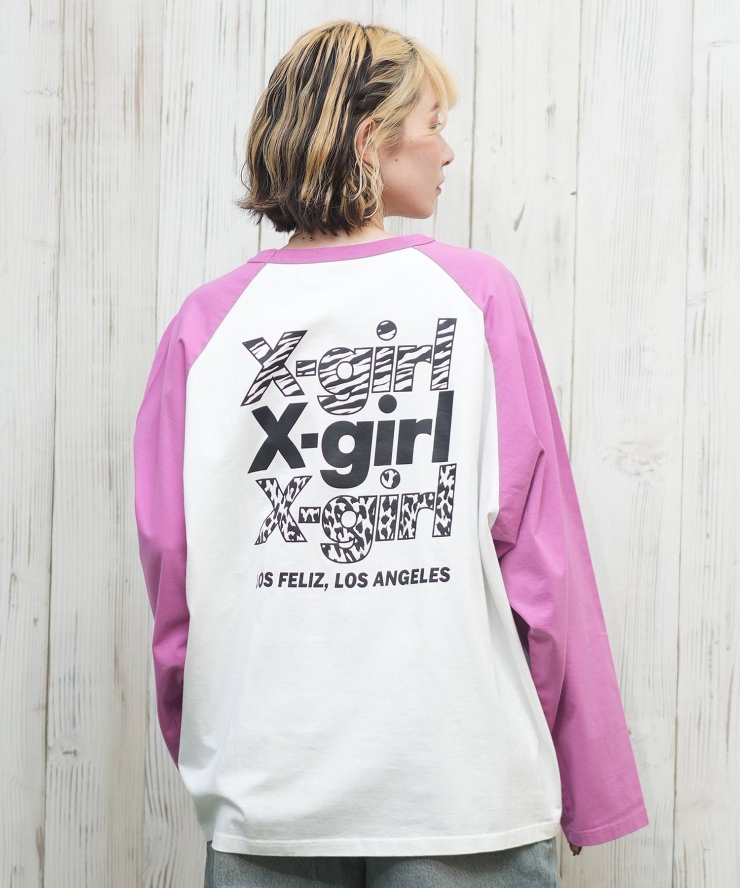 X-girl エックスガール 長袖 Tシャツ レディース ロンT ラグラン バックプリント オーバーサイズ ANML TRPL LG BB BIG TEE 105251011026(BLACK-S)