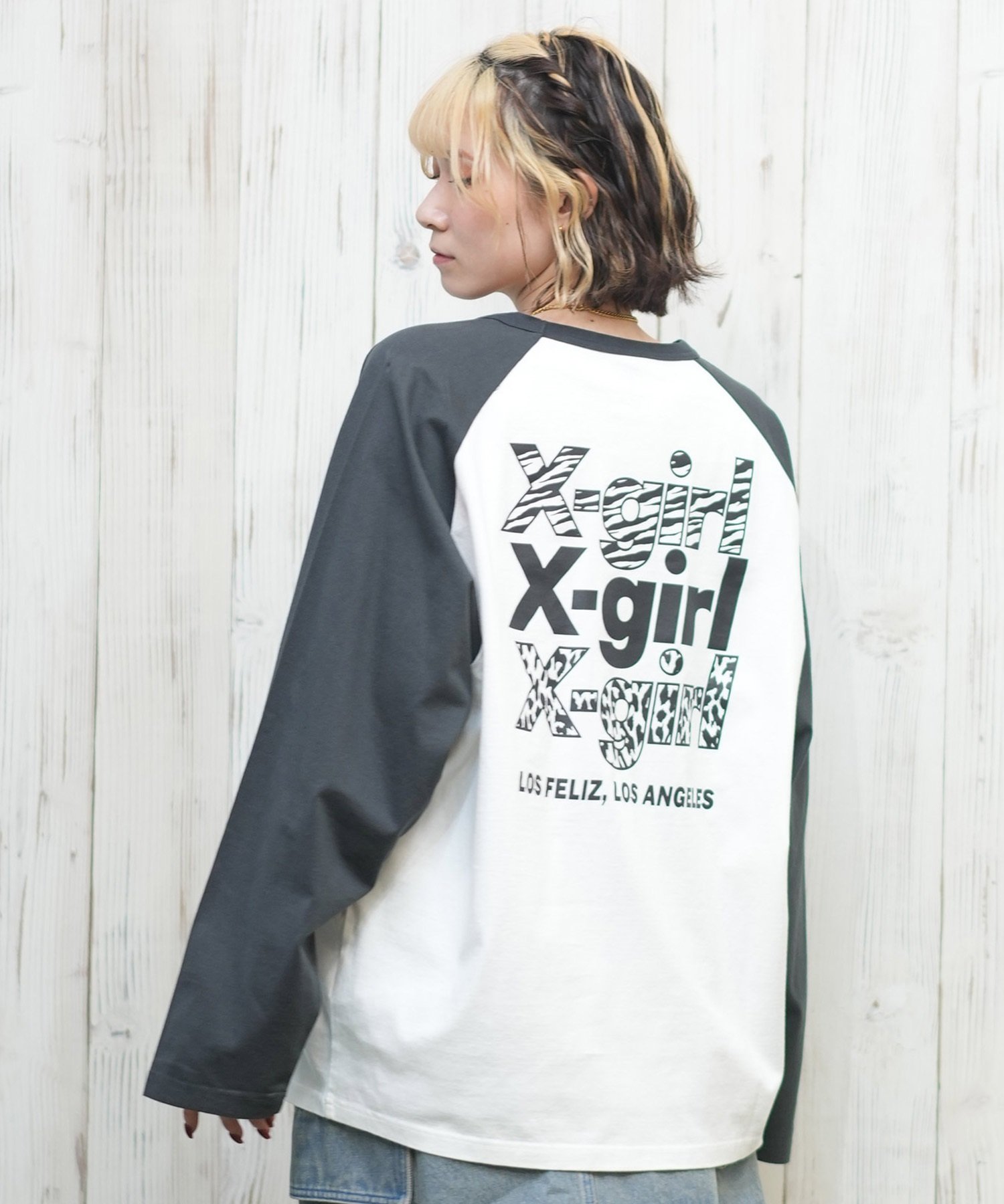 X-girl エックスガール 長袖 Tシャツ レディース ロンT ラグラン バックプリント オーバーサイズ ANML TRPL LG BB BIG TEE 105251011026(BLACK-S)