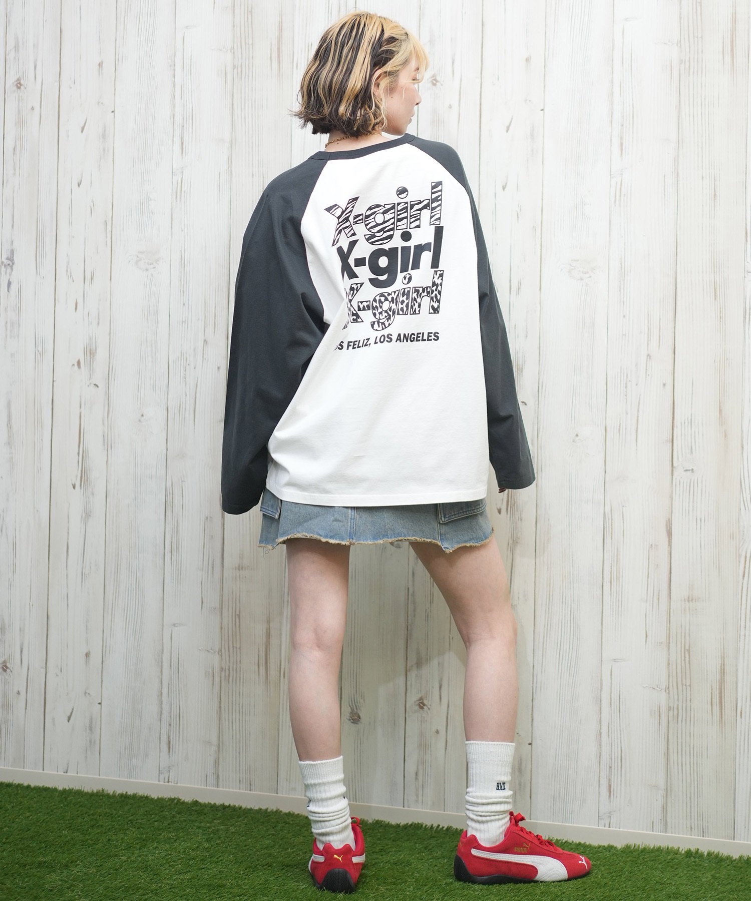 X-girl エックスガール 長袖 Tシャツ レディース ロンT ラグラン バックプリント オーバーサイズ ANML TRPL LG BB BIG TEE 105251011026(BLACK-S)