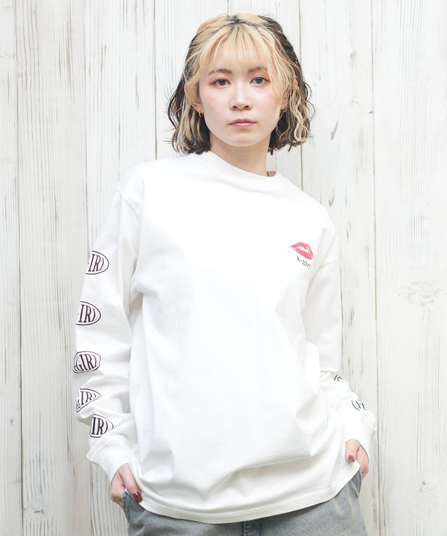 X-girl エックスガール 長袖 Tシャツ レディース ロンT 袖ロゴ バックプリント LIP L S TEE 105251011030(WHITE-M)